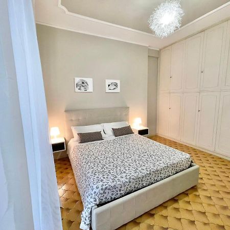 Regina Elena Apartment 2 Пескара Экстерьер фото
